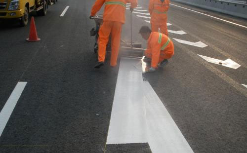 金塔丙烯酸标线涂料