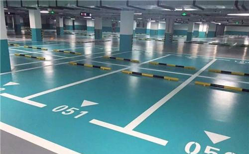 金塔金塔环氧地坪中涂：构筑坚固地面的关键环节